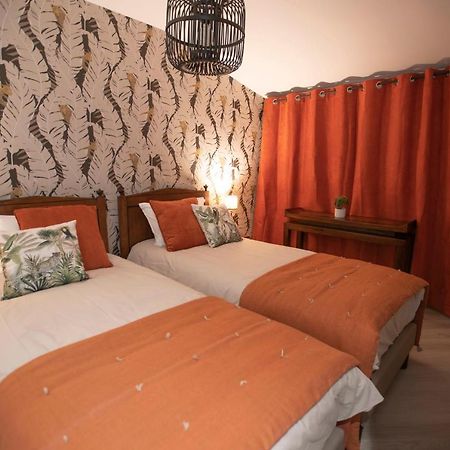 Chambre Jungle Dans Maison D'Hote "Le Petit Clouet"- 罗什科尔邦 外观 照片